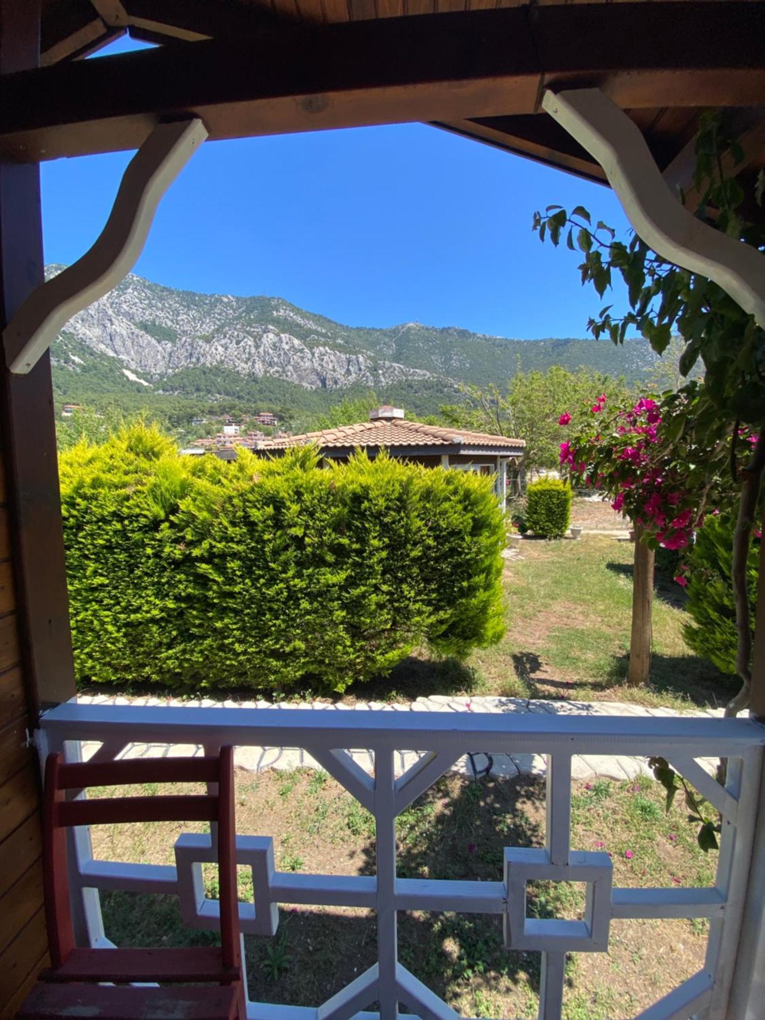 Karaoez Ada Bungalows & Villa חדר תמונה